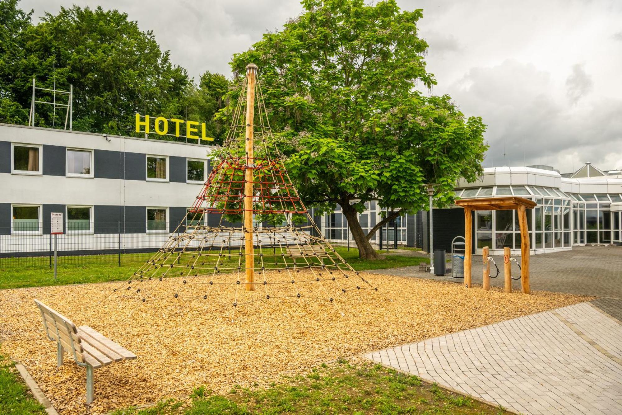 Hotel Goettingen-West Rosdorf  Exterior photo